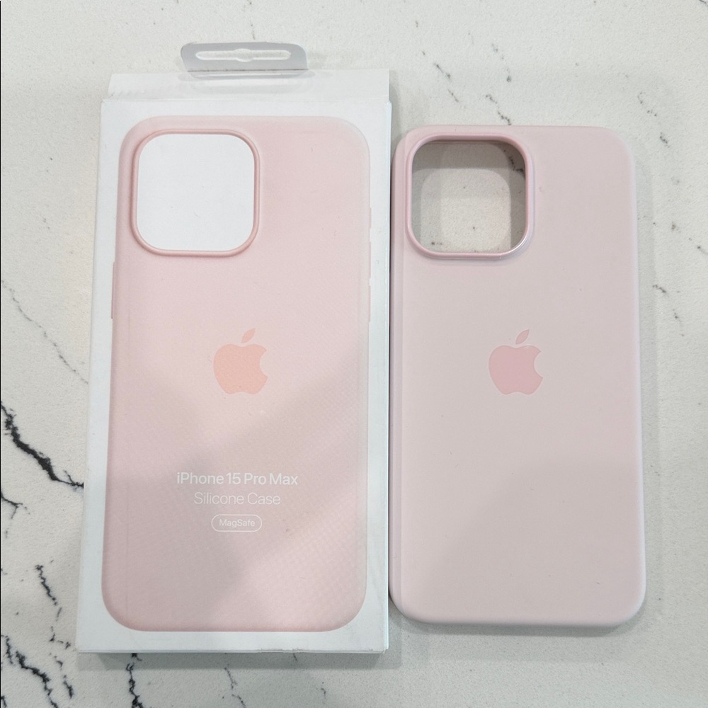Apple iPhone 15 Pro Max Case - Soft Pink